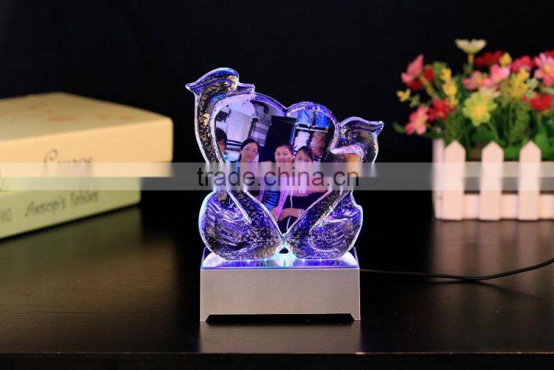 Crystal LED Swan Shape Crystal Photo Frame Wedding Favors