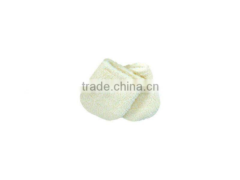 Cotton glove for paraffin treatment
