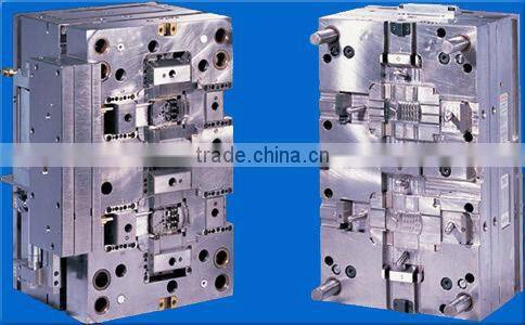 small green plastic food container for pets manufacturer