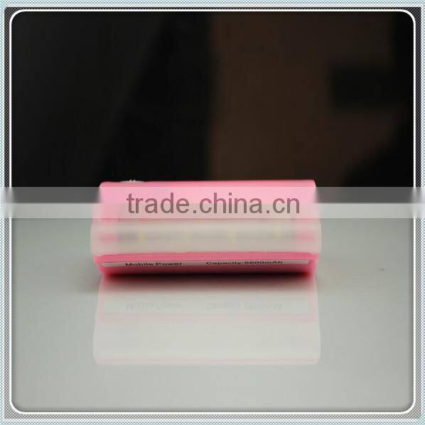 phone accessory 5600mAh power bank torch light rechargeable battery