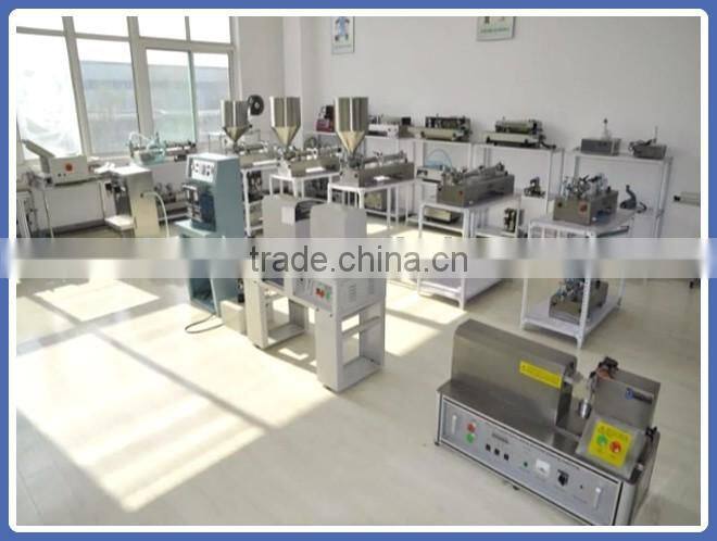 Small-scale kraft paper bag sealing machine