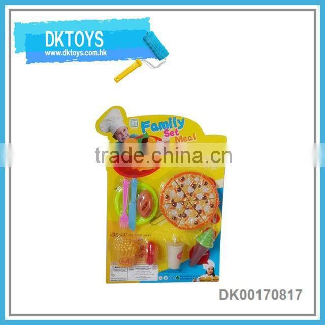 Food toys and pizza type for kids to play