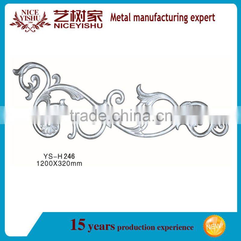 2016 latest ornamental of wrought iron/aluminum/steel flowers and leaves