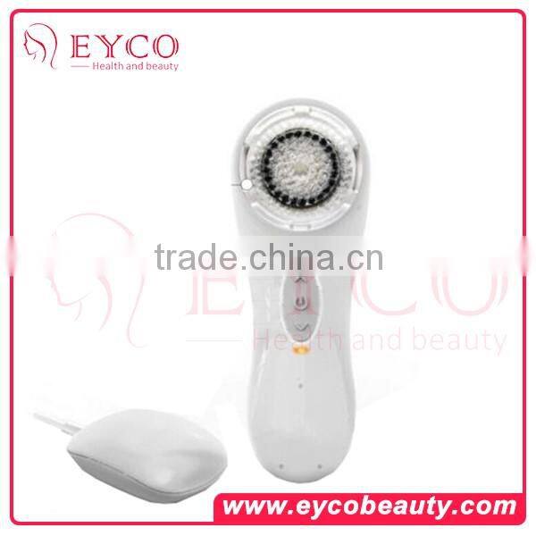 2016 good selling women facial electric silicone sonic clean and clear face wash brush for women