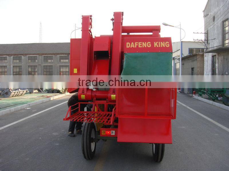 Self-propelled Soybean Combine Harvester