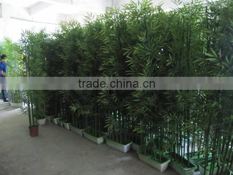 wholesales plastic artificial garden green bamboo plants lumber craft with leaves for decoration