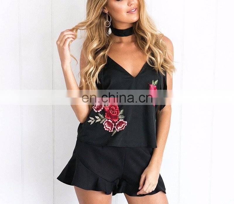 2017 New Fashion Design Floral Embroidered V Neck Halter Top For Women