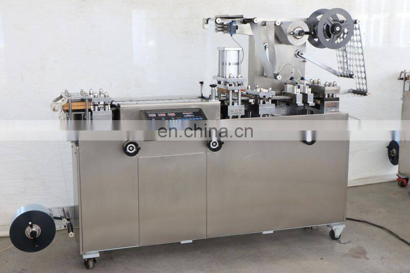 DPB-140 High Efficiency Flat-Plate Automatic Tablet Capsule liquid Blister Packing Machine With Cover