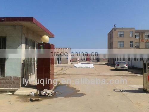 factory wholesale handmade iron wire/chicken wire basket with handle and fabric lining