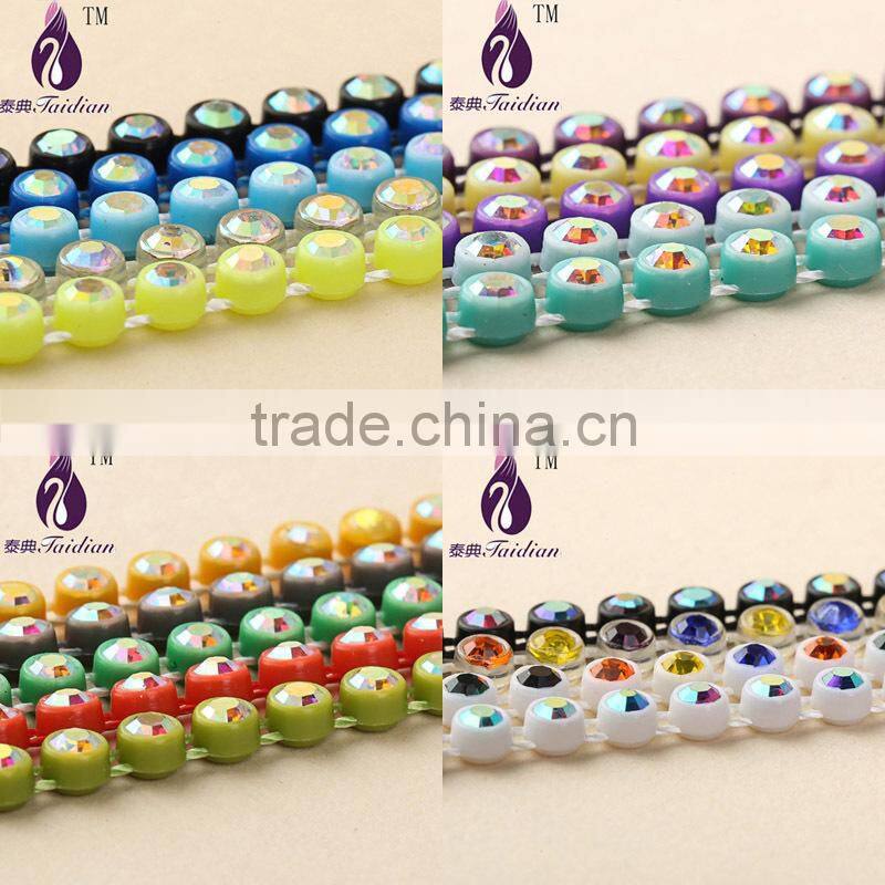 SS6 Plastic Rhinestone Trim Chain,2.3MM Rhinestone wedding trim