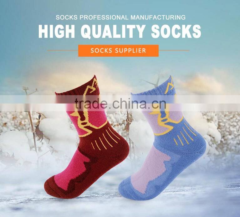 selective terry functional outdoor athletic socks