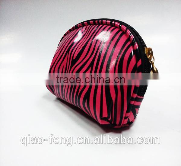 empty makeup case/miss rose makeup