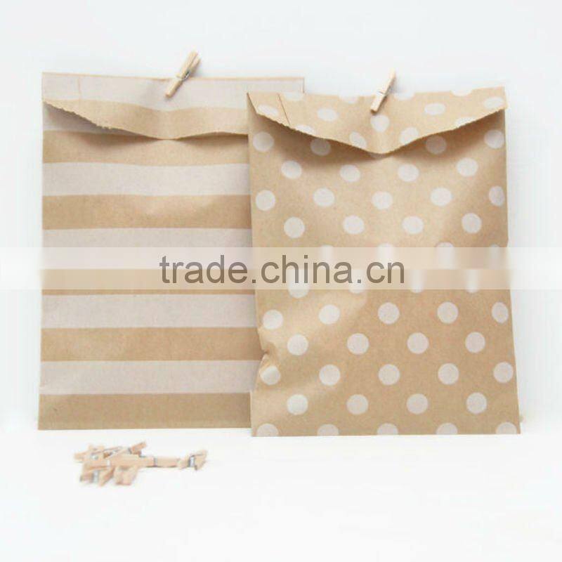 Kelly green mini Bitty Bags Kraft Small Flat Diagonal Stripe Paper Bag