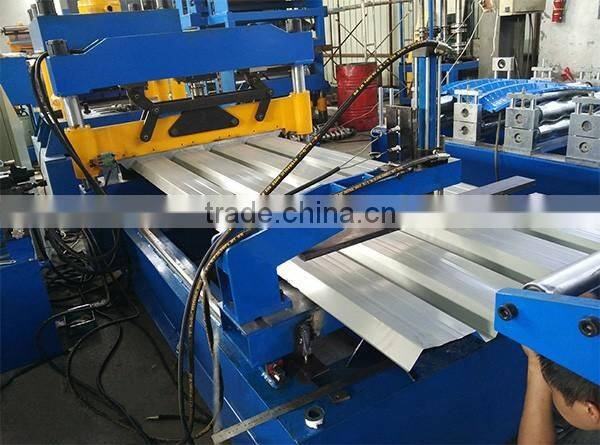 Round Metal Sheet Roof Roller Roof Sheet Crimped Tile Making Machine , Metal Roof Panel Bend Machine