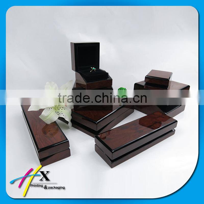 gift and promotion industrial use customized luxury wooden jewerly box for jewelry set packaging