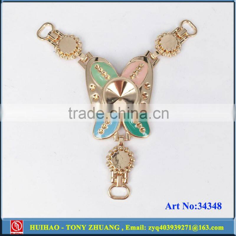 cheap price metal shoe chain buckle with glass