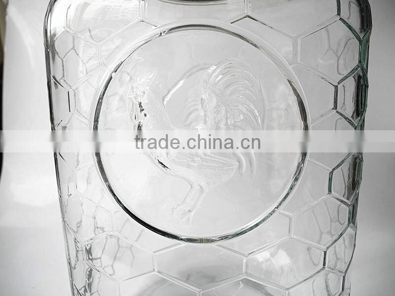 8L big square checkered glass wine dispenser jar with spigot and lid