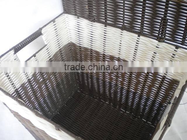 Woven plastic storage bins with lid