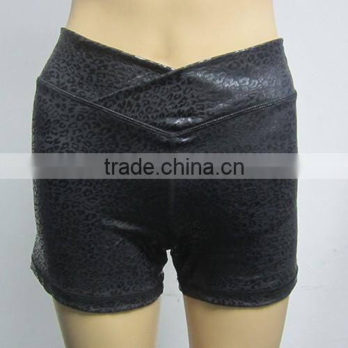 China Cheap Custom Women Black Gym Wear Running Short Gym Pants
