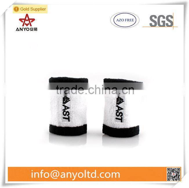 Sport wrist sweatband