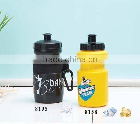 BPA free 350ml student use drinkware type plastic sports water bottle with dust-proof lid