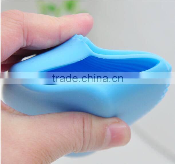 Eco-friendly mini design silicone hand washing board