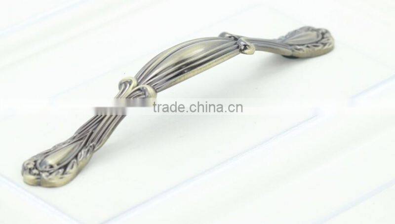 suitcase handles with the material of zinc alloy