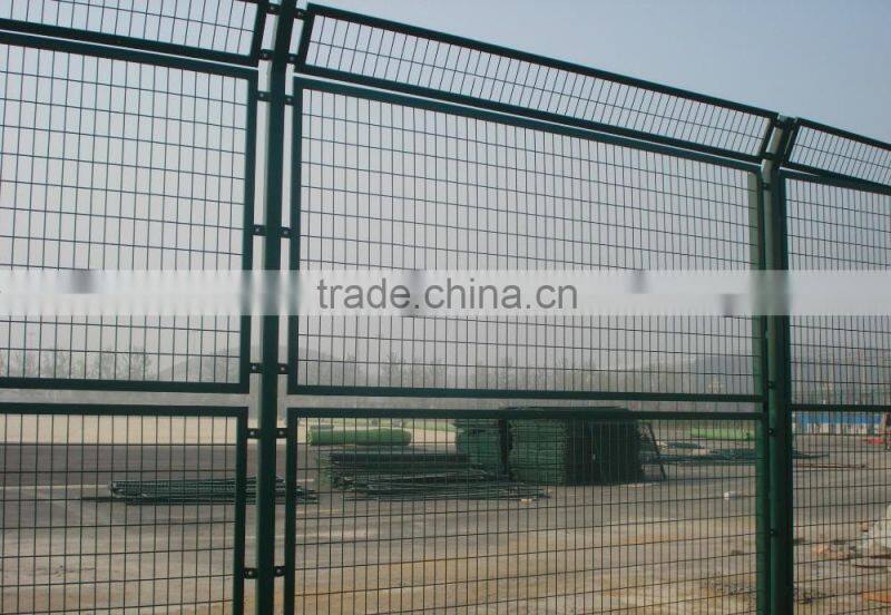 Hot Sale galvanized /PVC coated welded Wire Mesh Fence