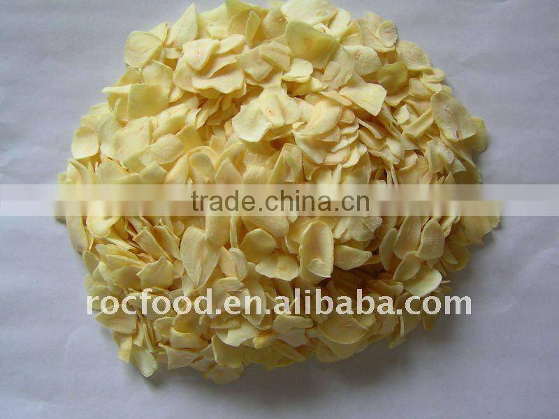 Dry Garlic Flakes Dried Garlic Flakes Dehydrtated Garlic Flakes 1.0-2.2MM