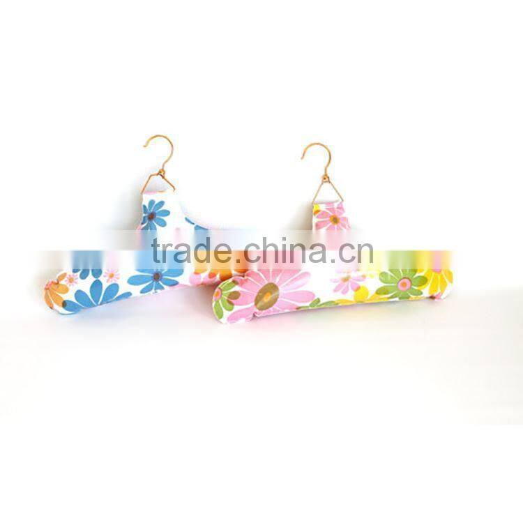 fashion inflatable portable hanger,trendy wall clothes hanger