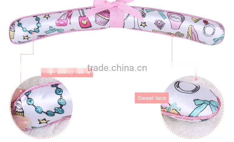 Cute design hanger for child bedroom for child clothes shop