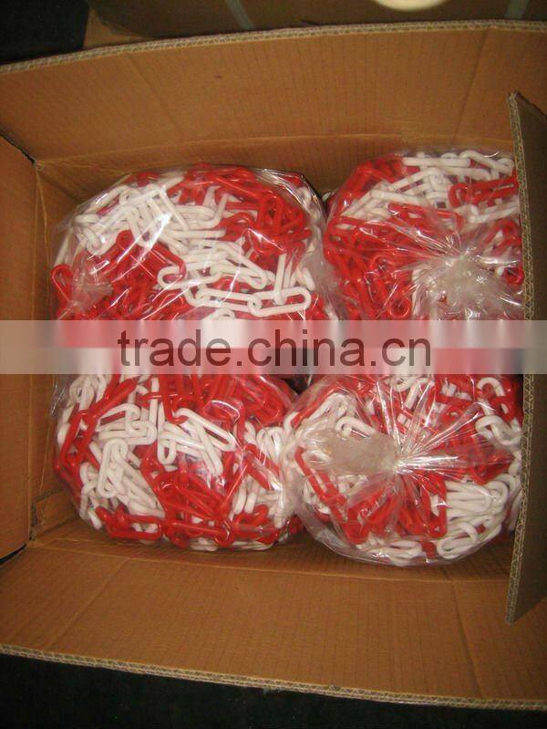 Caution plastic chain