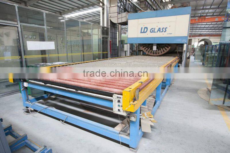 Low iron curved tempered glass custom cut