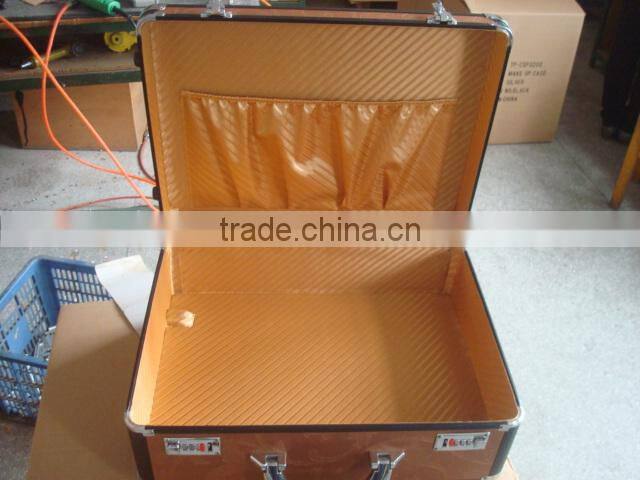 Beauty trolley vanity case,hard case trolley bags with pocket,PVC leather trolley case