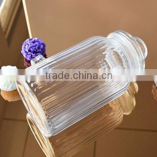Wholesale storage glass jar with cover candy glass bottle for christmas