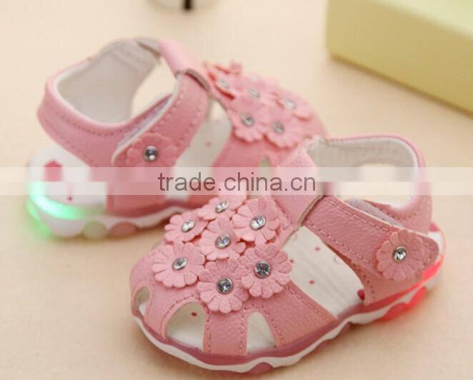 Wholesale flower soft sole baby leather shoes sandals