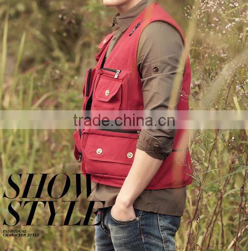 Fashionable hunting and hiking waterproof vest, red anti-tear outdoor sport waistcoat