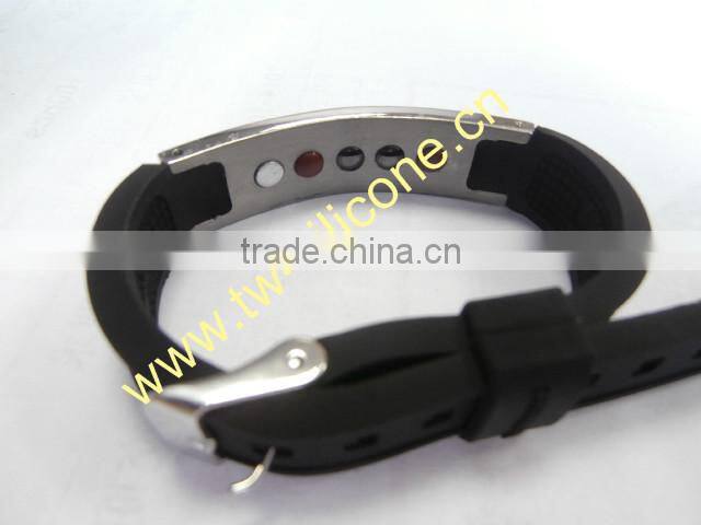 Hot sale sports magnetic silicone bracelet with metal