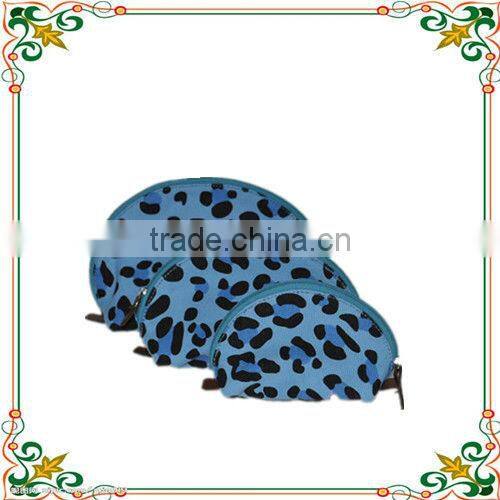 Min handbag and the novelty purse