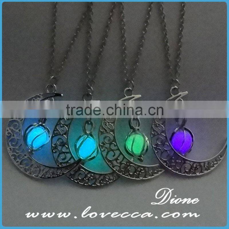 Moon yellow green luminous pendant necklace glow in the dark glowing neckalce