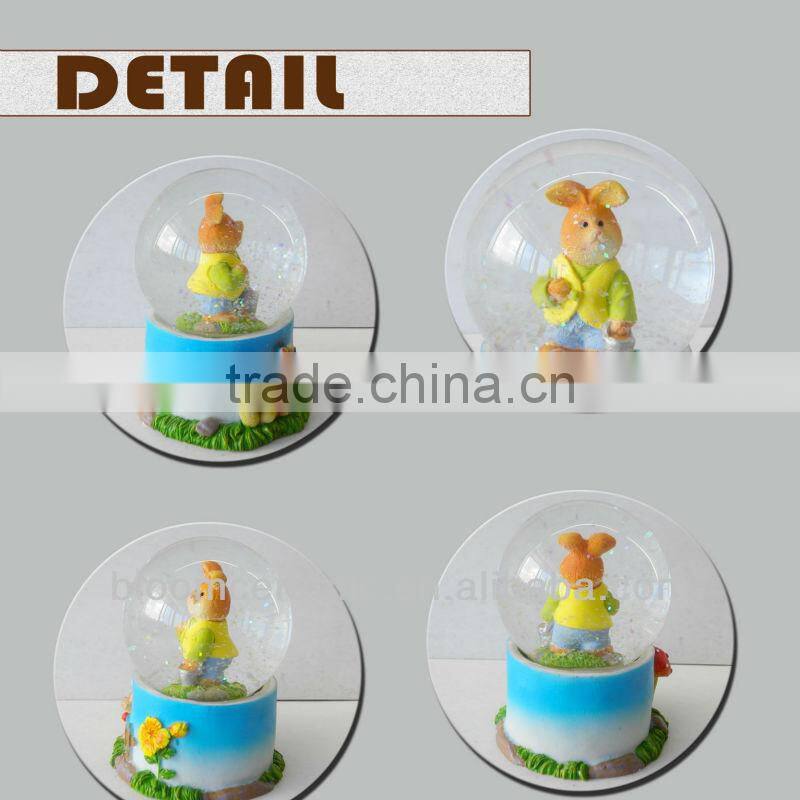 Modern handcraft water globe