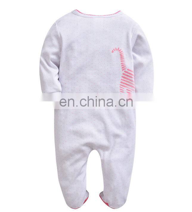 2017 Wholesale autumn winter newborn baby clothes soft cotton long sleeve toddler baby romper with foot