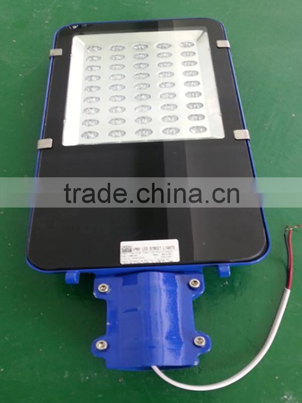 2014 New products emerald solar powered garden lights CE IEC TUV ROHS APPROVED