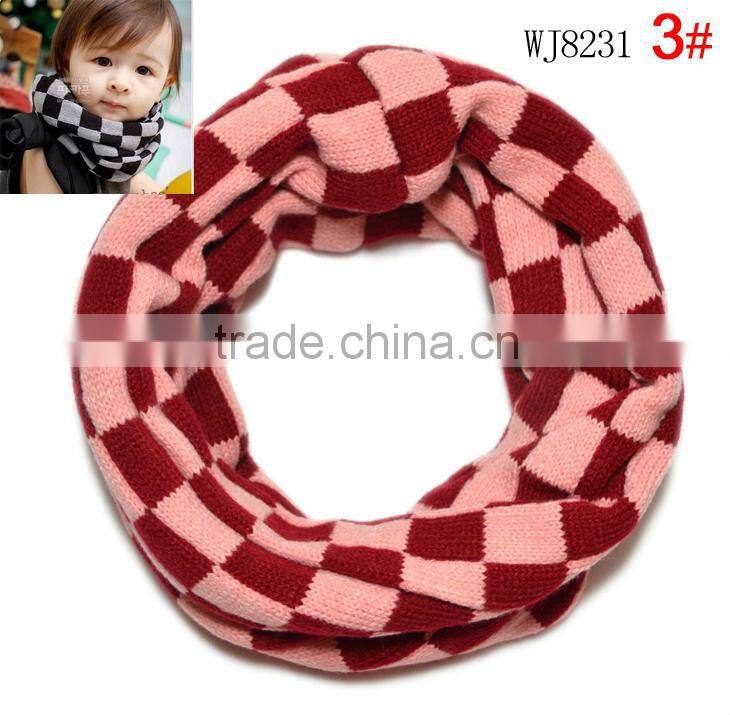 Checked Circle Wool Knitted Baby Scarf
