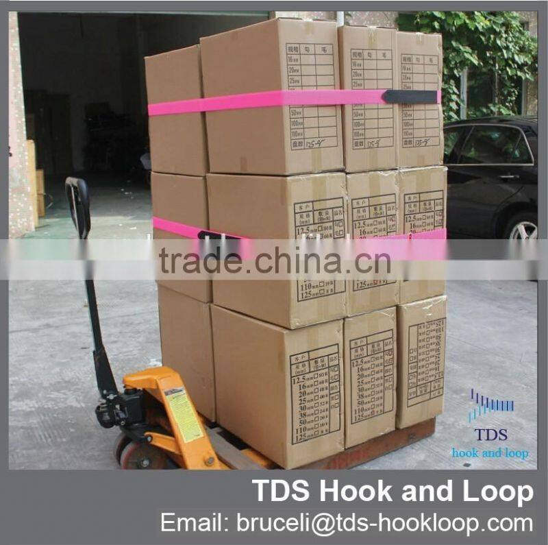 heavy duty hook and loop adjustable pallet strap
