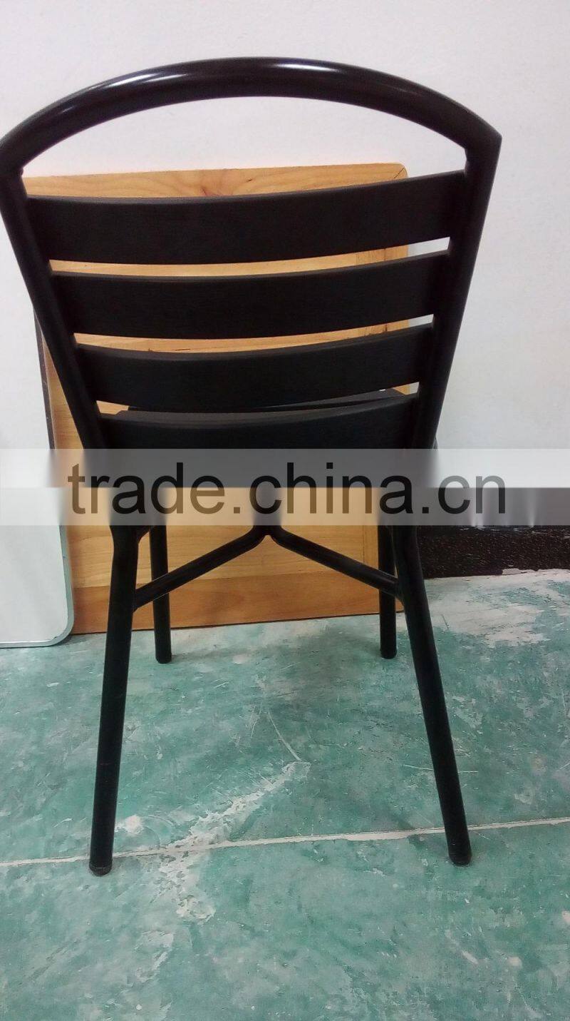 Cheap and comfortable plastic wood chair with aluminum frame