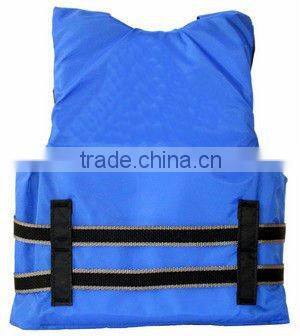 Youth boating vest for kids between 50 and 90 pounds