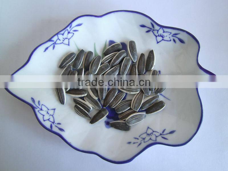 New Crop Chinese Raw Wholesale Hulled Sunflower Seeds 6009 Size(24/64 50g/270p)