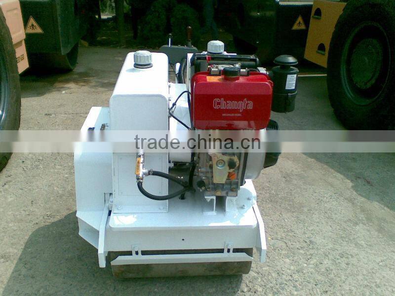 Mini walking road roller, hydraulic walking behind vibratory road roller