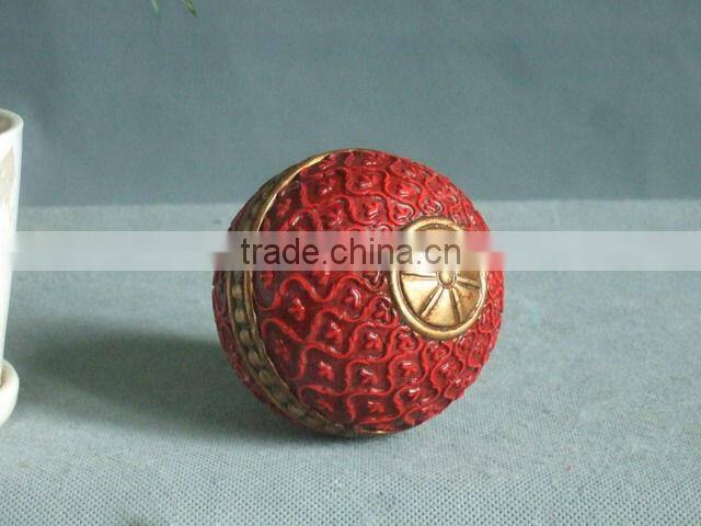2015 New design home decor red polyresin decoration ball